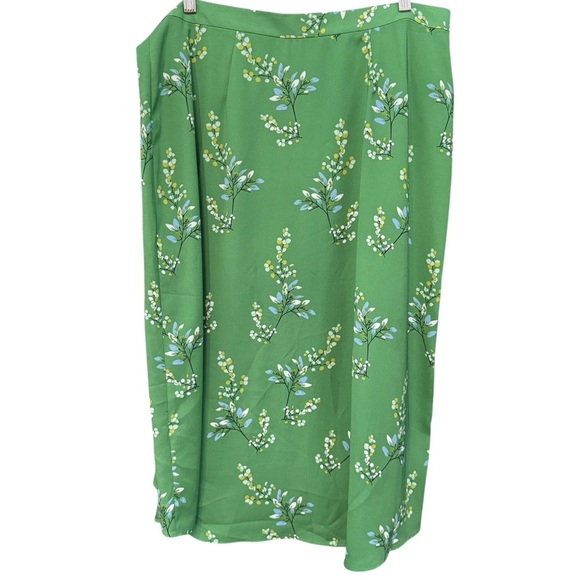 LOFT 14 Green Floral Print Wrap Midi Skirt Satin Drape Lightweight Spring - Picture 2 of 6